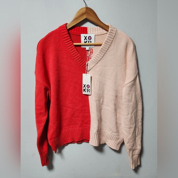 Kerri Rosenthal Sweaters - NWT Kerri Rosenthal Radiant Heart Colorblock Cotton VNeck Sweater M